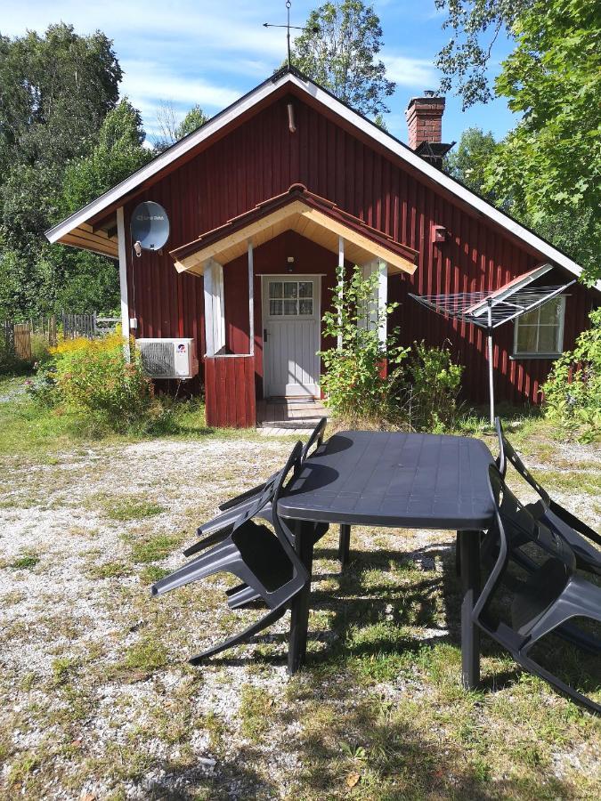Viken - Cottage By Dalslands Canal Dals Långed Exterior foto